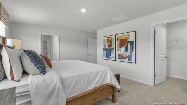 1037 Misty Creek Drive, Aberdeen, NC 28315