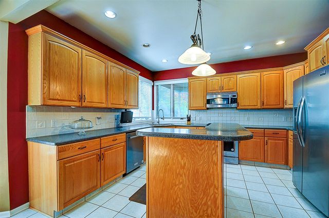 146 Summerfield Court, Grandville, MI 49418