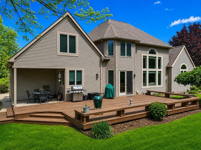 146 Summerfield Court, Grandville, MI 49418