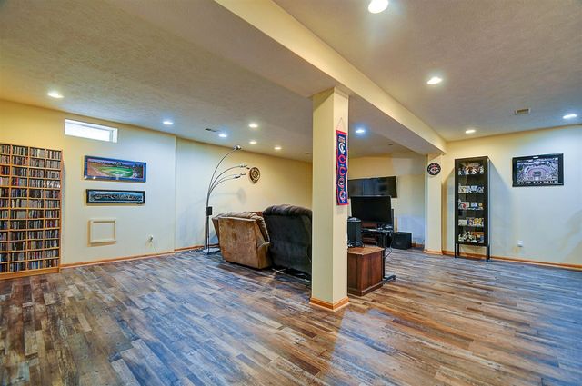 146 Summerfield Court, Grandville, MI 49418