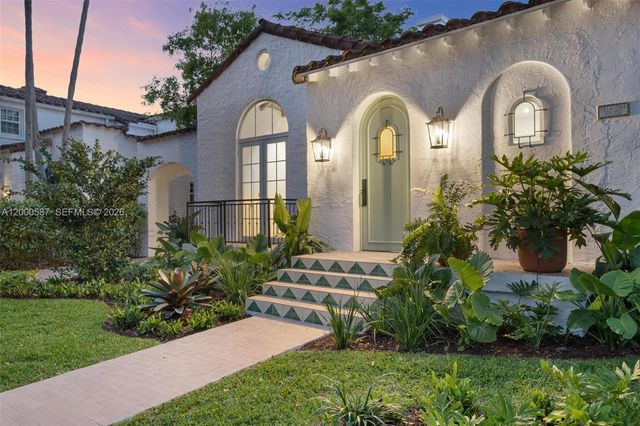909 Roderigo Ave, Coral Gables, FL 33134