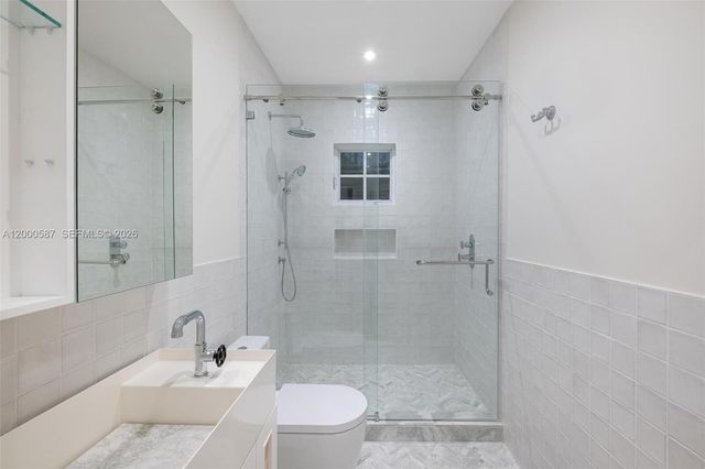 909 Roderigo Ave, Coral Gables, FL 33134