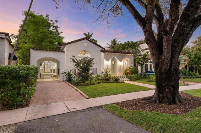 909 Roderigo Ave, Coral Gables, FL 33134