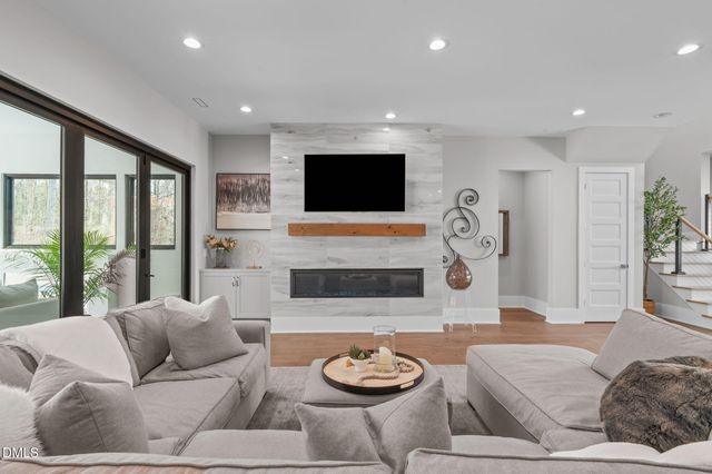 394 Carolina Crossings Drive, Apex, NC 27523