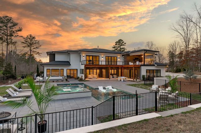 394 Carolina Crossings Drive, Apex, NC 27523