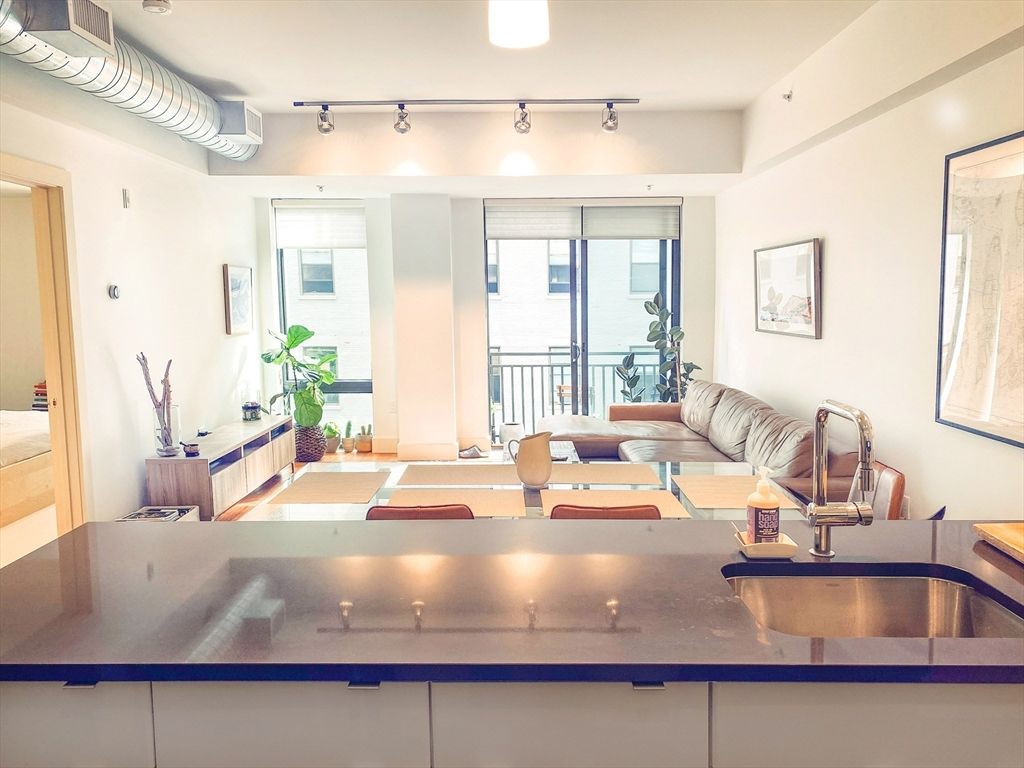 257 Northampton 311, Boston, MA 02118