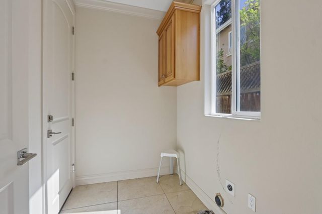 182 Redding Road, Campbell, CA 95008