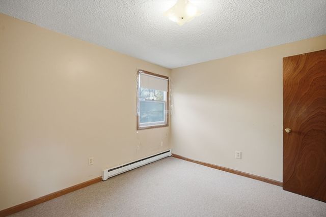 49-51 Tulsa St, Springfield, MA 01118