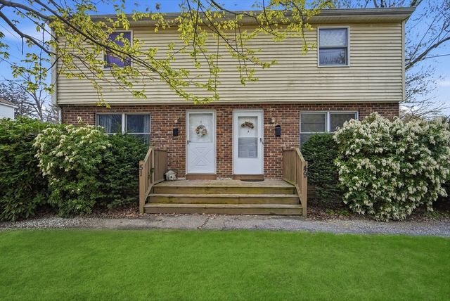 49-51 Tulsa St, Springfield, MA 01118
