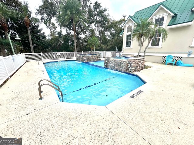 122 Shady Brook Cir Drive 100, St. Simons, GA 31522