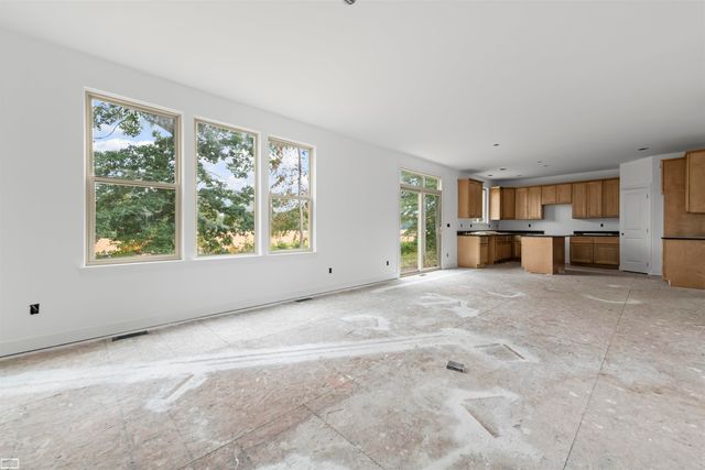 3693 S Athanasia Way, Fort Gratiot Twp, MI 48059