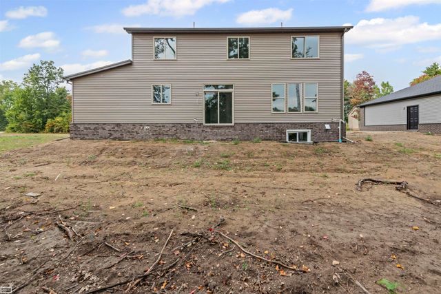 3693 S Athanasia Way, Fort Gratiot Twp, MI 48059