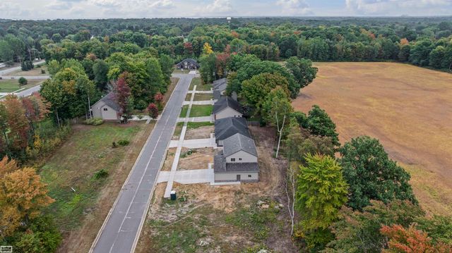 3693 S Athanasia Way, Fort Gratiot Twp, MI 48059
