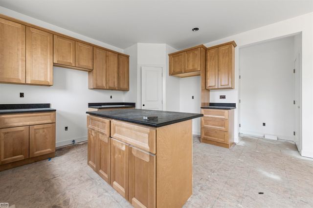 3693 S Athanasia Way, Fort Gratiot Twp, MI 48059