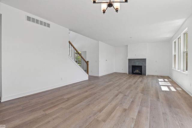 3693 S Athanasia Way, Fort Gratiot Twp, MI 48059