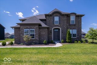 1402 Hove Drive, Greenwood, IN 46143