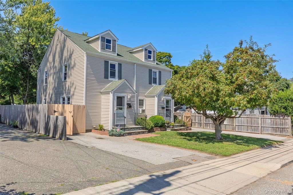 20-22 Henry Street, Kings Park, NY 11754 — photo 3