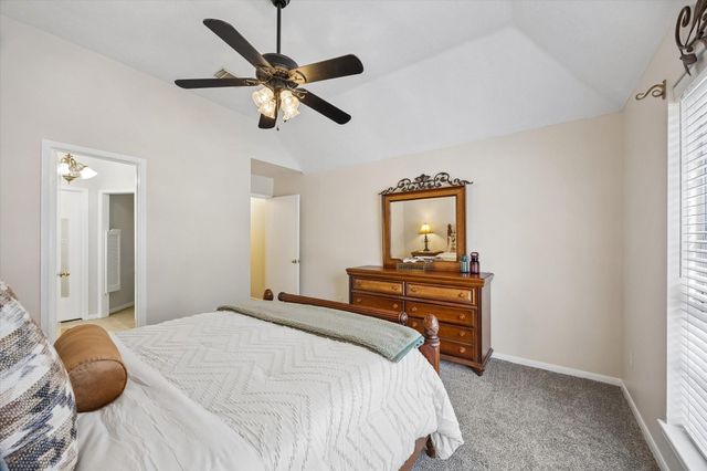 2210 Lady Leslie Lane, Pearland, TX 77581