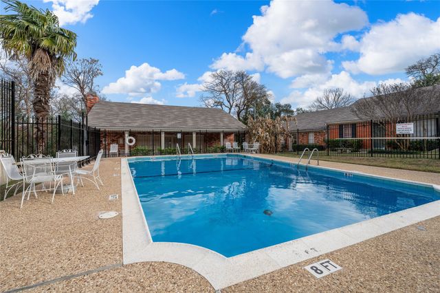5236 Lake Shore Drive 3, Waco, TX 76710
