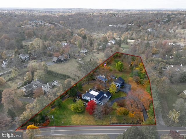 813 PLYMOUTH RD, Gwynedd Valley, PA 19437