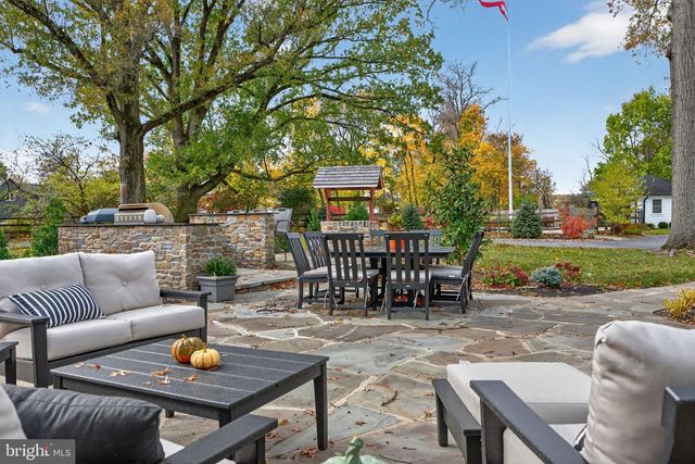 813 PLYMOUTH RD, Gwynedd Valley, PA 19437