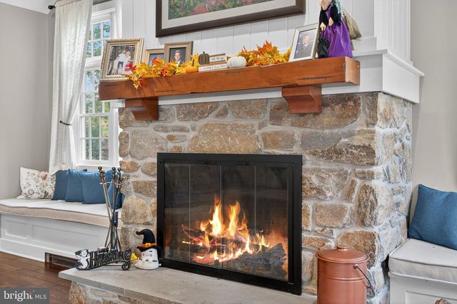 813 PLYMOUTH RD, Gwynedd Valley, PA 19437