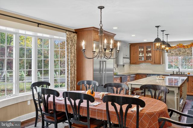 813 PLYMOUTH RD, Gwynedd Valley, PA 19437