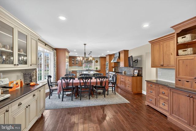 813 PLYMOUTH RD, Gwynedd Valley, PA 19437