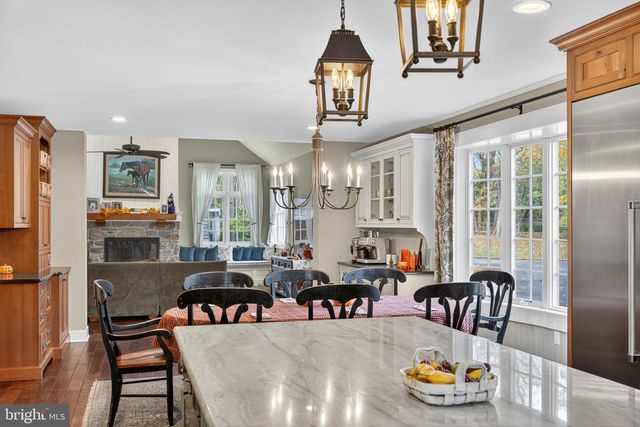 813 PLYMOUTH RD, Gwynedd Valley, PA 19437