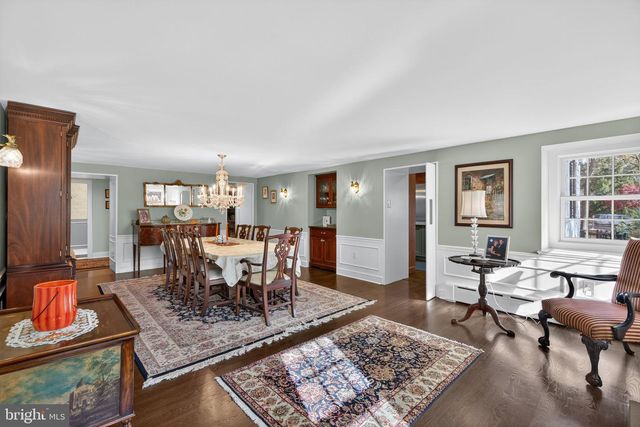 813 PLYMOUTH RD, Gwynedd Valley, PA 19437