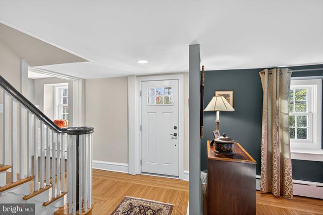 813 PLYMOUTH RD, Gwynedd Valley, PA 19437