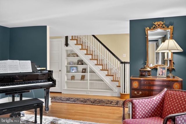 813 PLYMOUTH RD, Gwynedd Valley, PA 19437