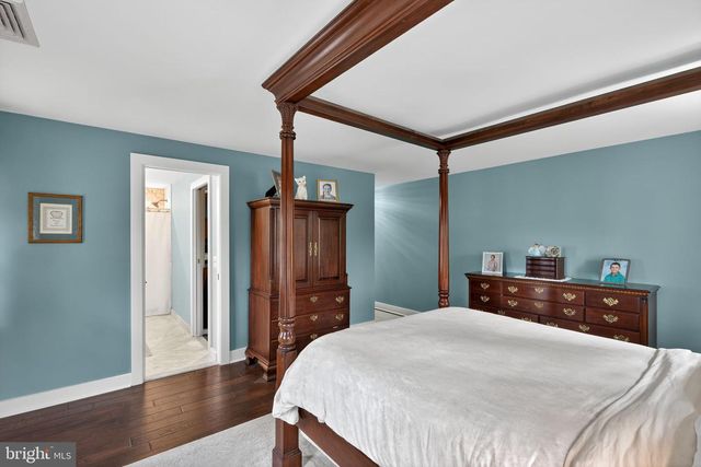 813 PLYMOUTH RD, Gwynedd Valley, PA 19437