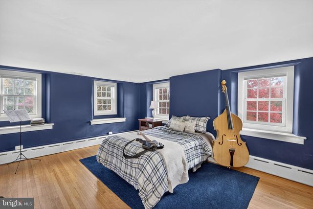 813 PLYMOUTH RD, Gwynedd Valley, PA 19437