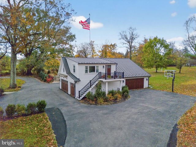 813 PLYMOUTH RD, Gwynedd Valley, PA 19437