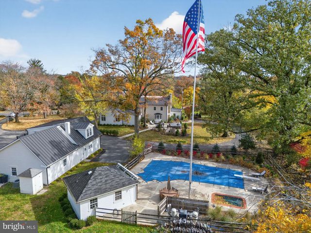 813 PLYMOUTH RD, Gwynedd Valley, PA 19437