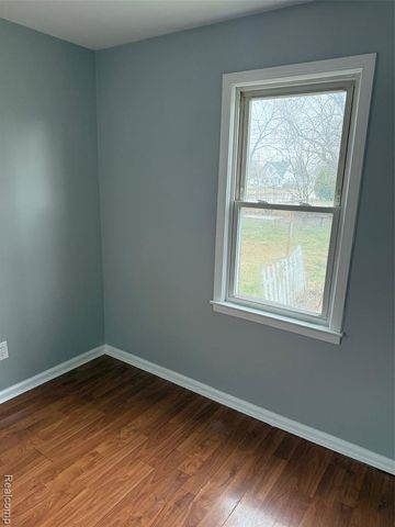 1642 Gilman Street, Garden City, MI 48135