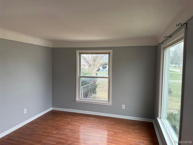 1642 Gilman Street, Garden City, MI 48135