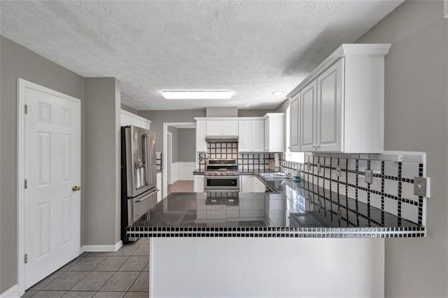 415 Madison Chase Drive, Lawrenceville, GA 30045