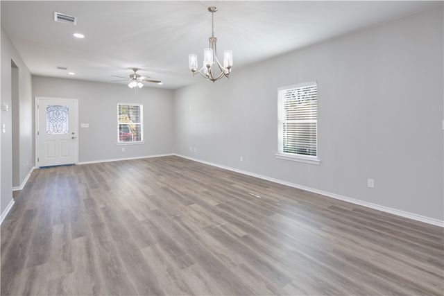 507 BROSIG AVE, Navasota, TX 77868