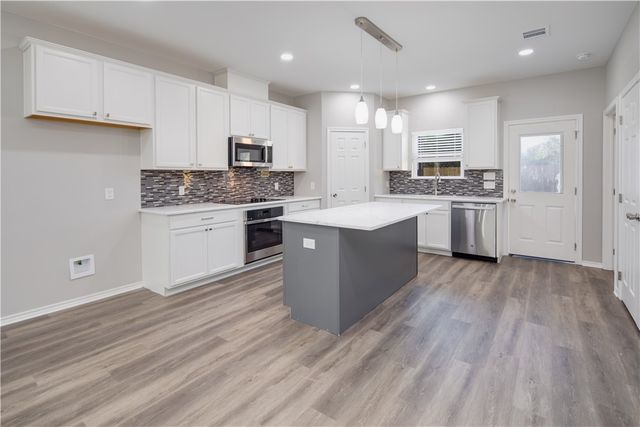 507 BROSIG AVE, Navasota, TX 77868
