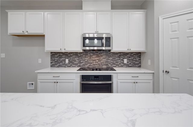 507 BROSIG AVE, Navasota, TX 77868