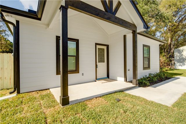 507 BROSIG AVE, Navasota, TX 77868