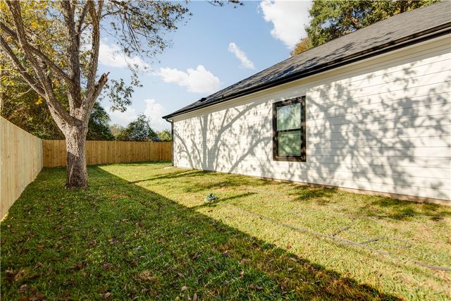 507 BROSIG AVE, Navasota, TX 77868