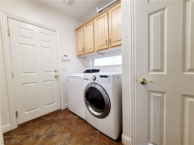 4241 Saxton Green Avenue, Las Vegas, NV 89141