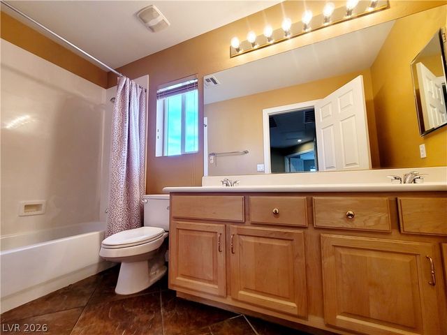 4241 Saxton Green Avenue, Las Vegas, NV 89141