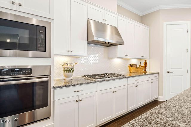 66 Middleton Place, Chapel Hill, NC 27516