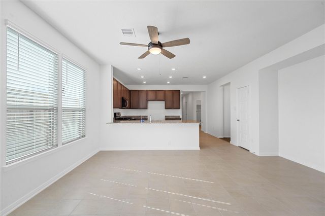 1943 Bemus Drive, Fresno, TX 77545