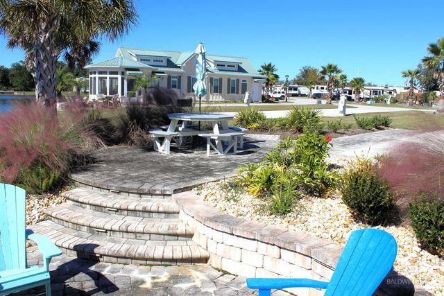 28152 Migratory Way, Elberta, AL 36530