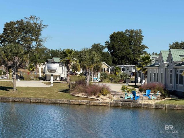 28152 Migratory Way, Elberta, AL 36530